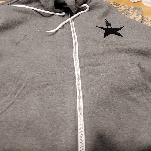 Hamilton Hoodie - Picture 4 of 7